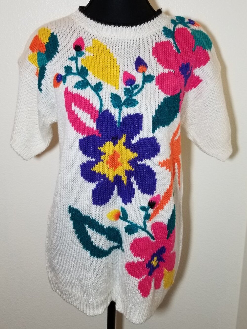 Jacyln Smith Womens Small Short Sleeve Sweater White Floral VTG 80s Retro Hippie